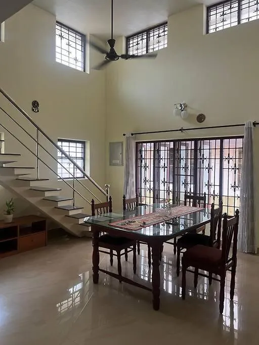 Spacious 3Bhk Home Kochi 0*,