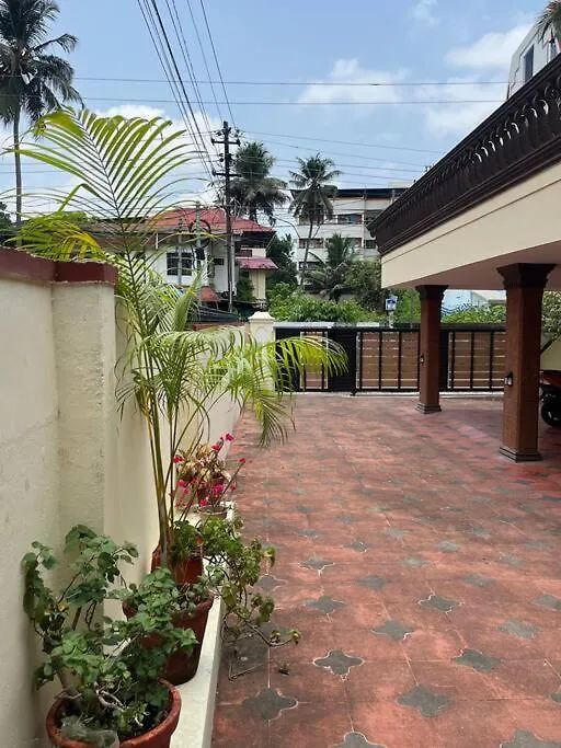 Spacious 3Bhk Home Kochi Casa de Férias
